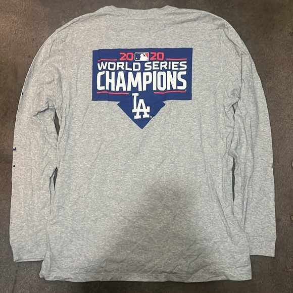 NWT Vineyard Vines LA Dodgers 2020 World Series Champs long sleeve shirt size L - Picture 3 of 6